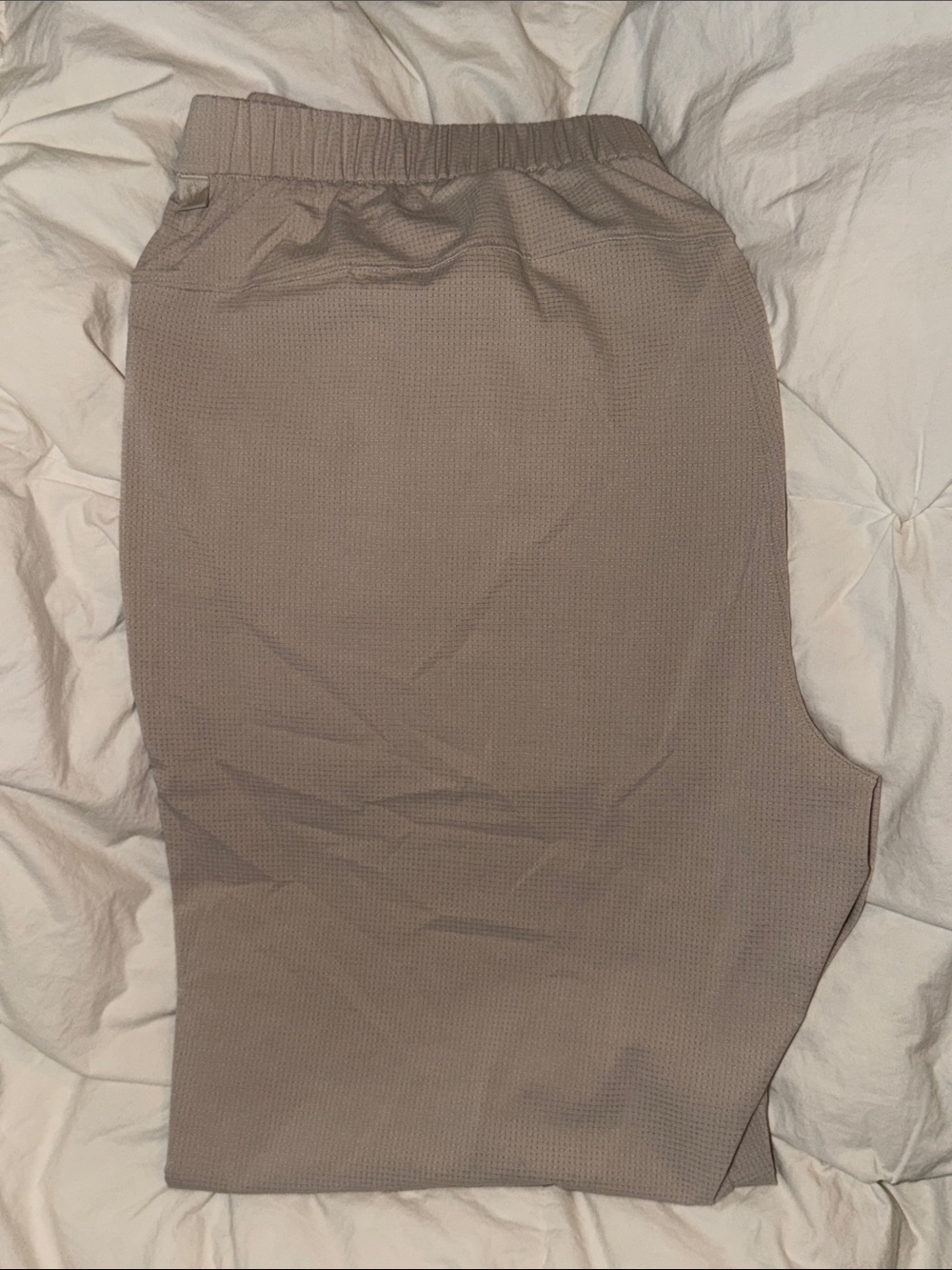 lululemon athletica Men's Elastic-Waist Joggers in Taupe